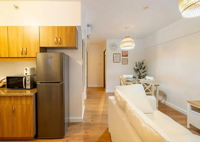 Coastal Inspired 2br I Fast Wi-fi I Near Bgc Appartement