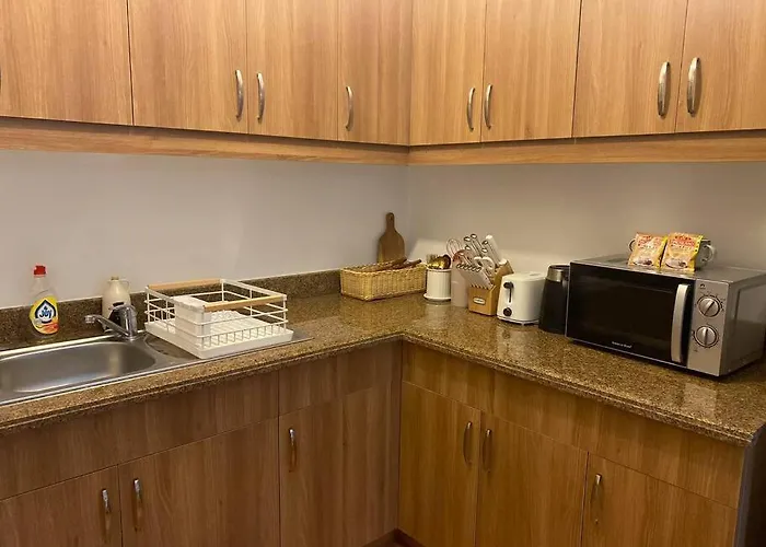 Coastal Inspired 2br I Fast Wi-fi I Near Bgc * Manille